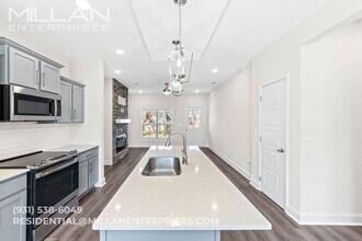 622 Southern Pass Run in Clarksville, TN - Building Photo - Building Photo