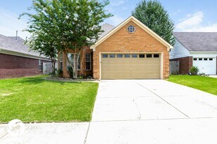 7644 Tally Ho Dr E in Olive Branch, MS - Building Photo