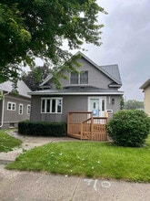 4230 S 39th Ave in Minneapolis, MN - Foto de edificio - Building Photo