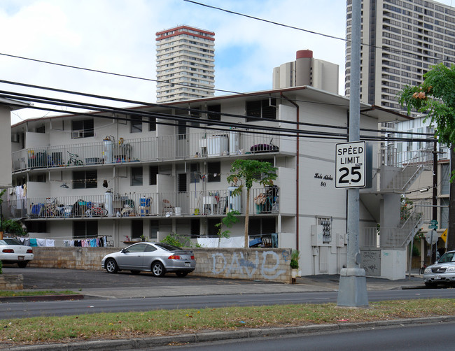 819 University Ave in Honolulu, HI - Foto de edificio - Building Photo