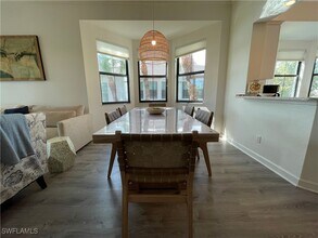 2377 Ravenna Blvd in Naples, FL - Foto de edificio - Building Photo