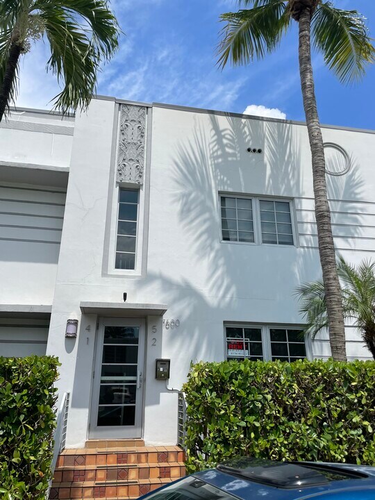 1600 Michigan Ave, Unit 2 in Miami Beach, FL - Building Photo