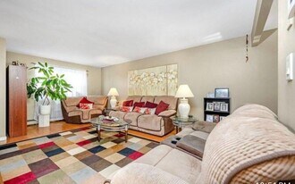 69-7 66th Rd in Queens, NY - Building Photo