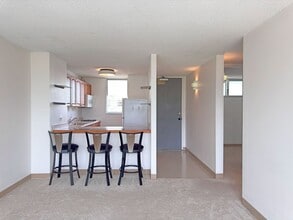 949 Ala Nanala St in Honolulu, HI - Building Photo - Building Photo