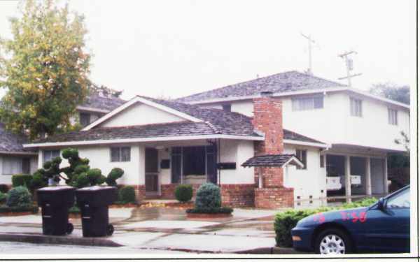 1040 W Iowa Ave in Sunnyvale, CA - Building Photo - Building Photo