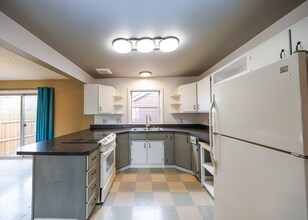 909 Jeanette Pl in Belgrade, MT - Building Photo - Building Photo