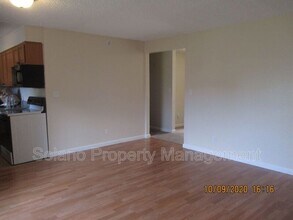 232 Elwood St in Suisun City, CA - Building Photo - Building Photo