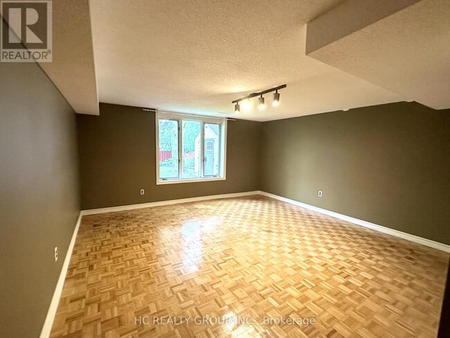 property at 96 Oakmeadow Blvd