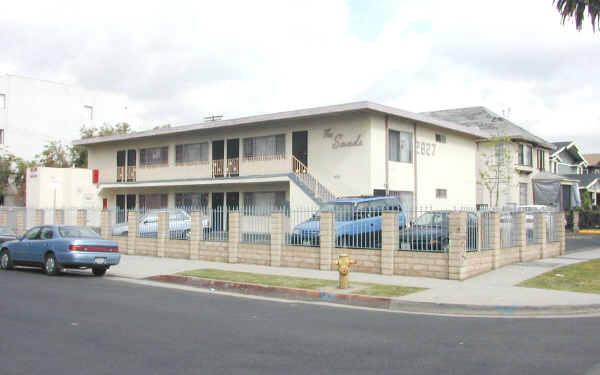 The Sands in Los Angeles, CA - Building Photo