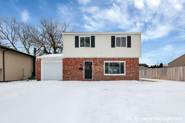 property at 4403 Paxton Dr S
