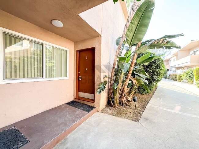 5433 Sepulveda Blvd, Unit 1 in Los Angeles, CA - Building Photo - Building Photo