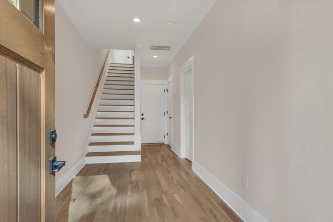 5317 California Ave in Nashville, TN - Building Photo - Building Photo