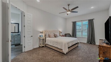 222 Sigel Ave in New Braunfels, TX - Building Photo - Building Photo