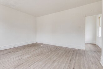 440 Hays Ave in Pittsburgh, PA - Building Photo - Building Photo