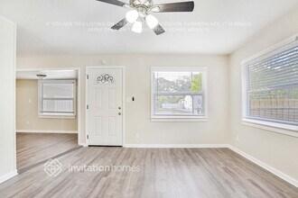 1317 S Mellonville Ave in Sanford, FL - Building Photo - Building Photo
