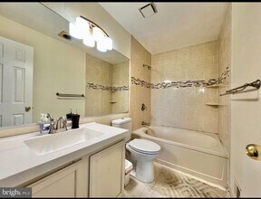 9632 Hadleigh Ct in Laurel, MD - Building Photo - Building Photo