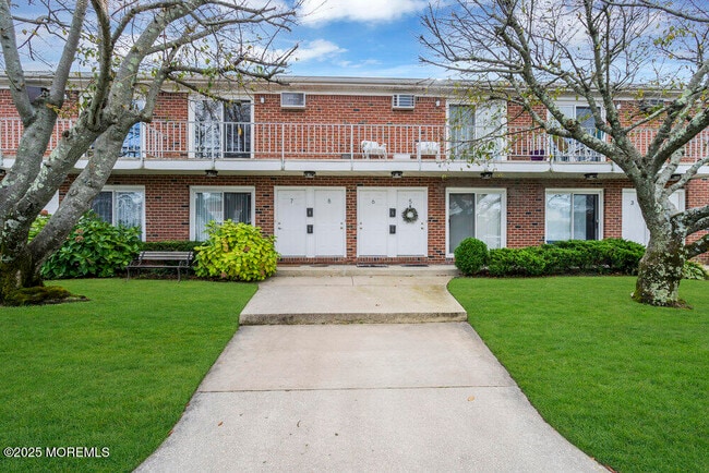 114 3rd Ave in Belmar, NJ - Building Photo - Building Photo