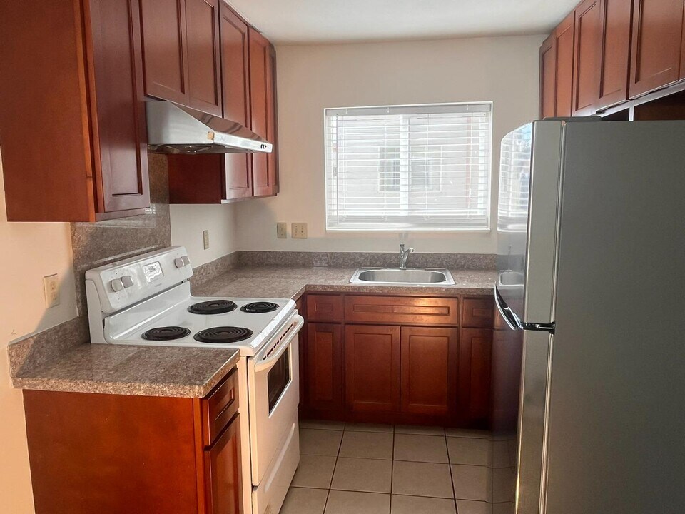 1564 Quebec Ct in Sunnyvale, CA - Building Photo
