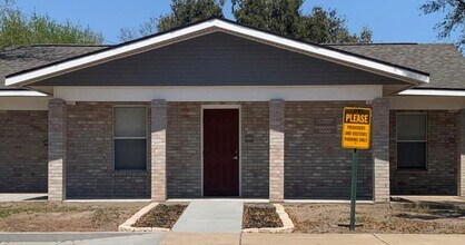 901 Lamar St in Elsa, TX - Building Photo - Building Photo