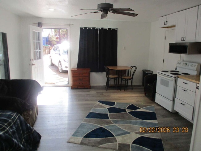 4240 W Cooley St in Show Low, AZ - Building Photo - Building Photo