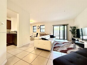 10600 NW 88th St in Doral, FL - Building Photo - Building Photo