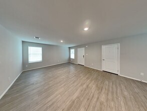 7310 Adaja Riv in San Antonio, TX - Building Photo - Building Photo