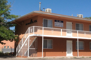 El Sol Apartments