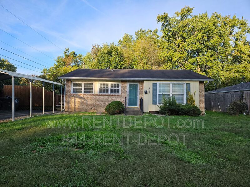 2207 S Ruston Ave in Evansville, IN - Building Photo