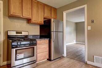 710 Macon St in Aurora, CO - Foto de edificio - Building Photo