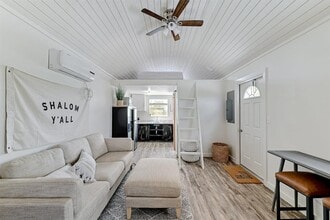 3005 Constitution Square in Lago Vista, TX - Building Photo - Building Photo