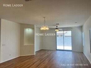 2338 E 28th Ave in Apache Junction, AZ - Building Photo - Building Photo