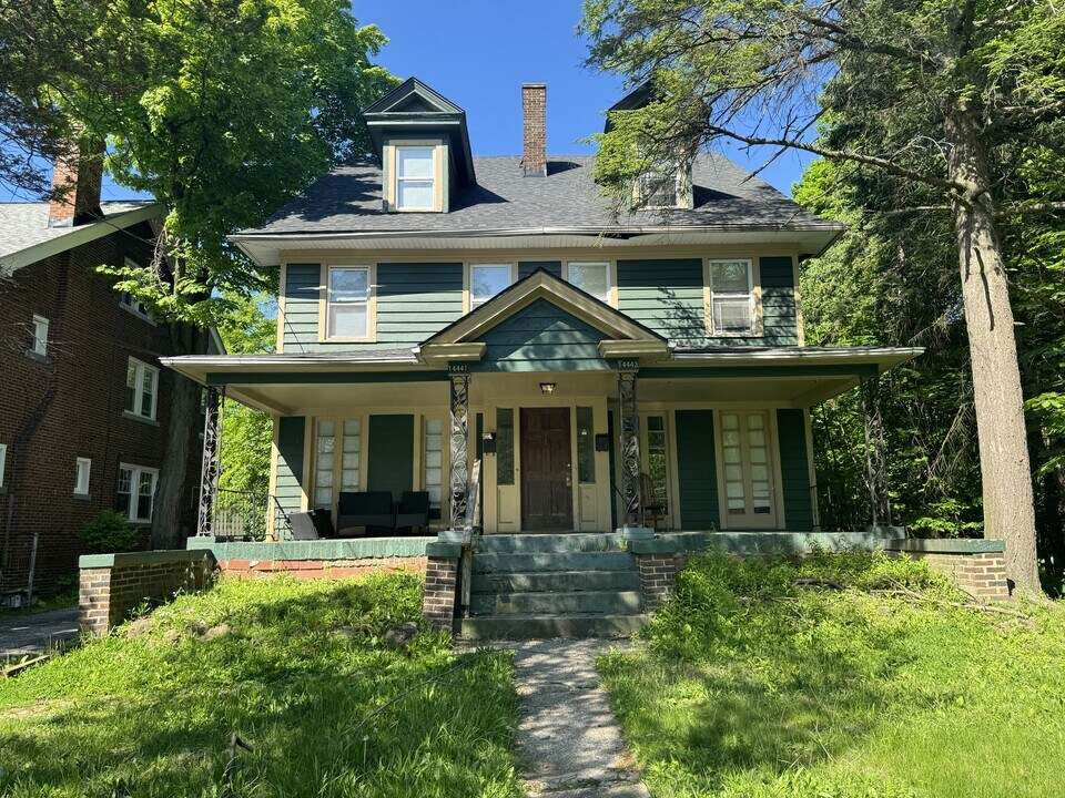 14441 Superior Ave in Cleveland Heights, OH - Building Photo