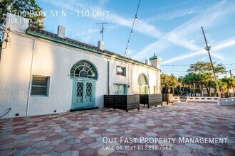 1700 Park St N in St. Petersburg, FL - Building Photo - Building Photo