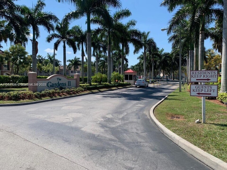 2920 SE 13th Rd in Homestead, FL - Building Photo