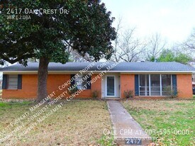 2417 Oak Crest Dr in Tyler, TX - Building Photo