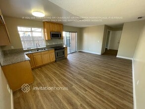 9125 Clendenen Way in Sacramento, CA - Building Photo - Building Photo