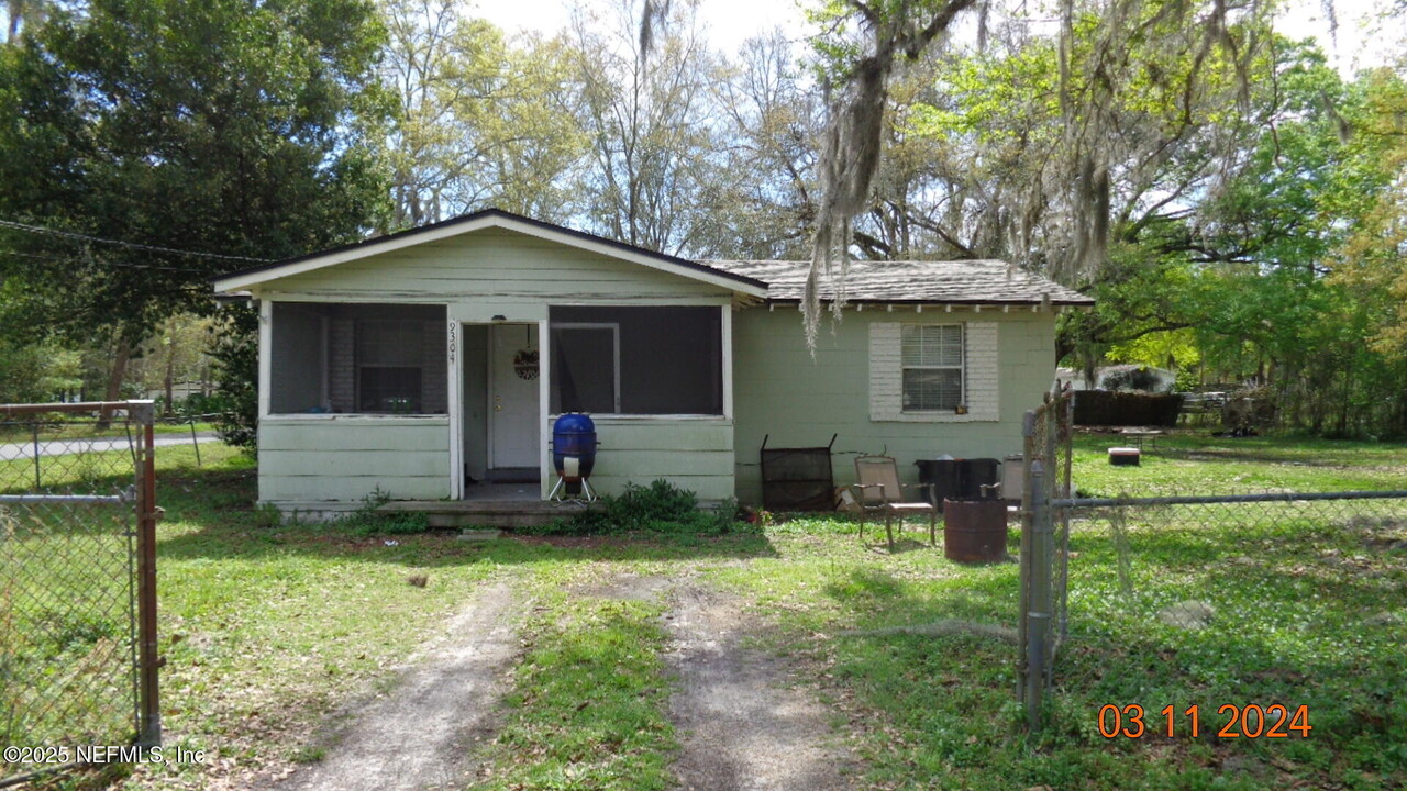 9304 Joos Rd in Jacksonville, FL - Building Photo