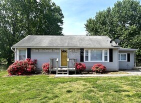 5705 Davida Rd NW in Knoxville, TN - Building Photo