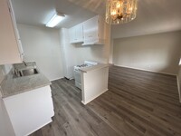 437 W Glenoaks Blvd, Unit 8 photo'