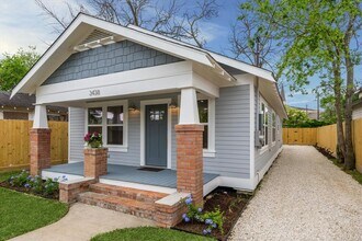 3438 Simmons St in Houston, TX - Building Photo - Building Photo