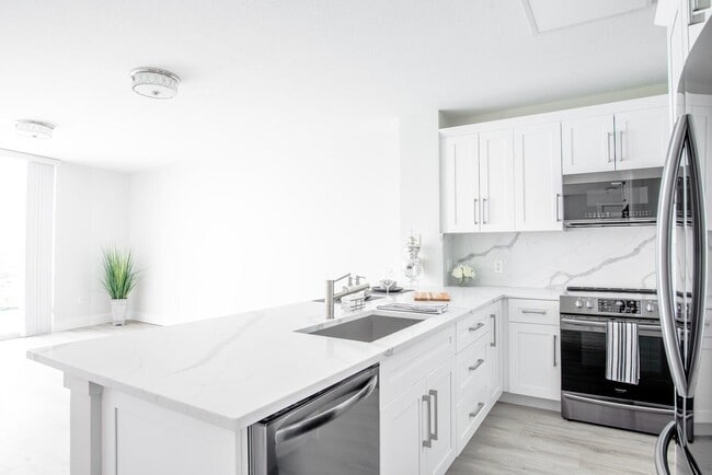 property at 1551 N Flagler Dr