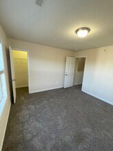 4007 Clinton Ln in Spring Hill, TN - Building Photo - Building Photo