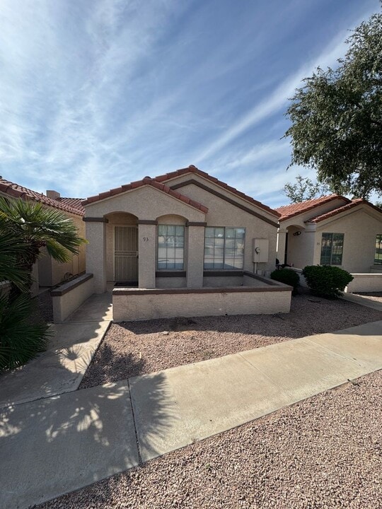 726 S Nebraska St in Chandler, AZ - Building Photo