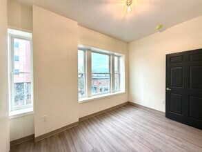 1138 Elm St in Manchester, NH - Building Photo - Building Photo