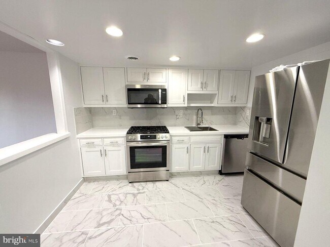 606 Cooper Landing Rd-Unit -A-6H in Cherry Hill Township, NJ - Building Photo - Building Photo
