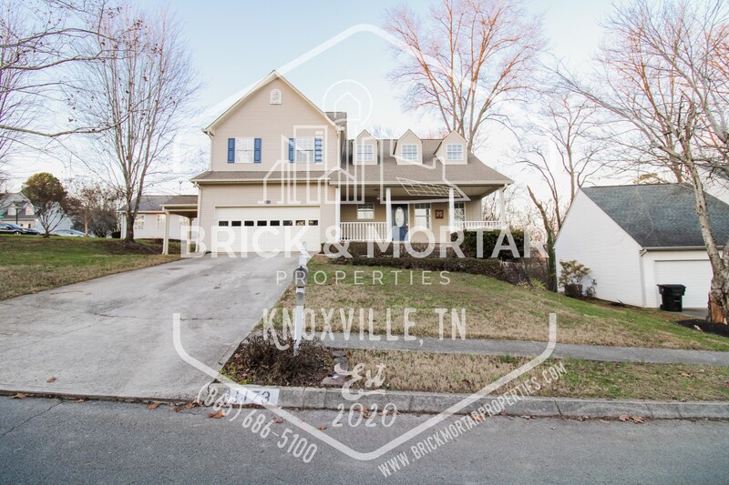 1173 Edenbridge Way in Knoxville, TN - Building Photo