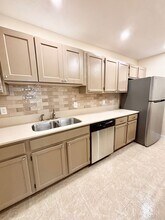 Wow! 2 bedroom, 2.5 bath, two story townho in Altamonte Springs, FL - Building Photo - Building Photo