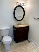 216 N Gilmer St, Unit 216 Gilmer B in Cartersville, GA - Foto de edificio - Building Photo