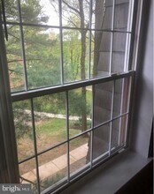 4000 Gypsy Ln-Unit -520 in Philadelphia, PA - Building Photo - Building Photo