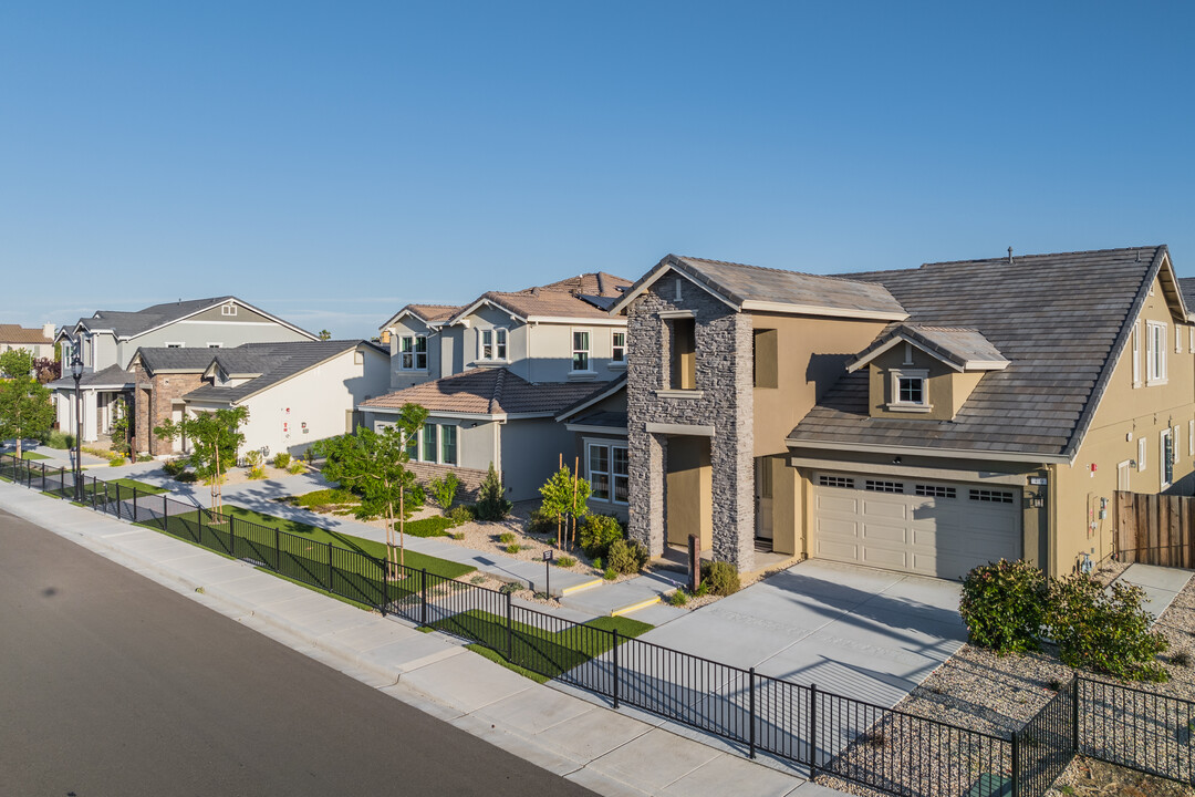 The Preserve at Stonewood in Oakley, CA - Building Photo